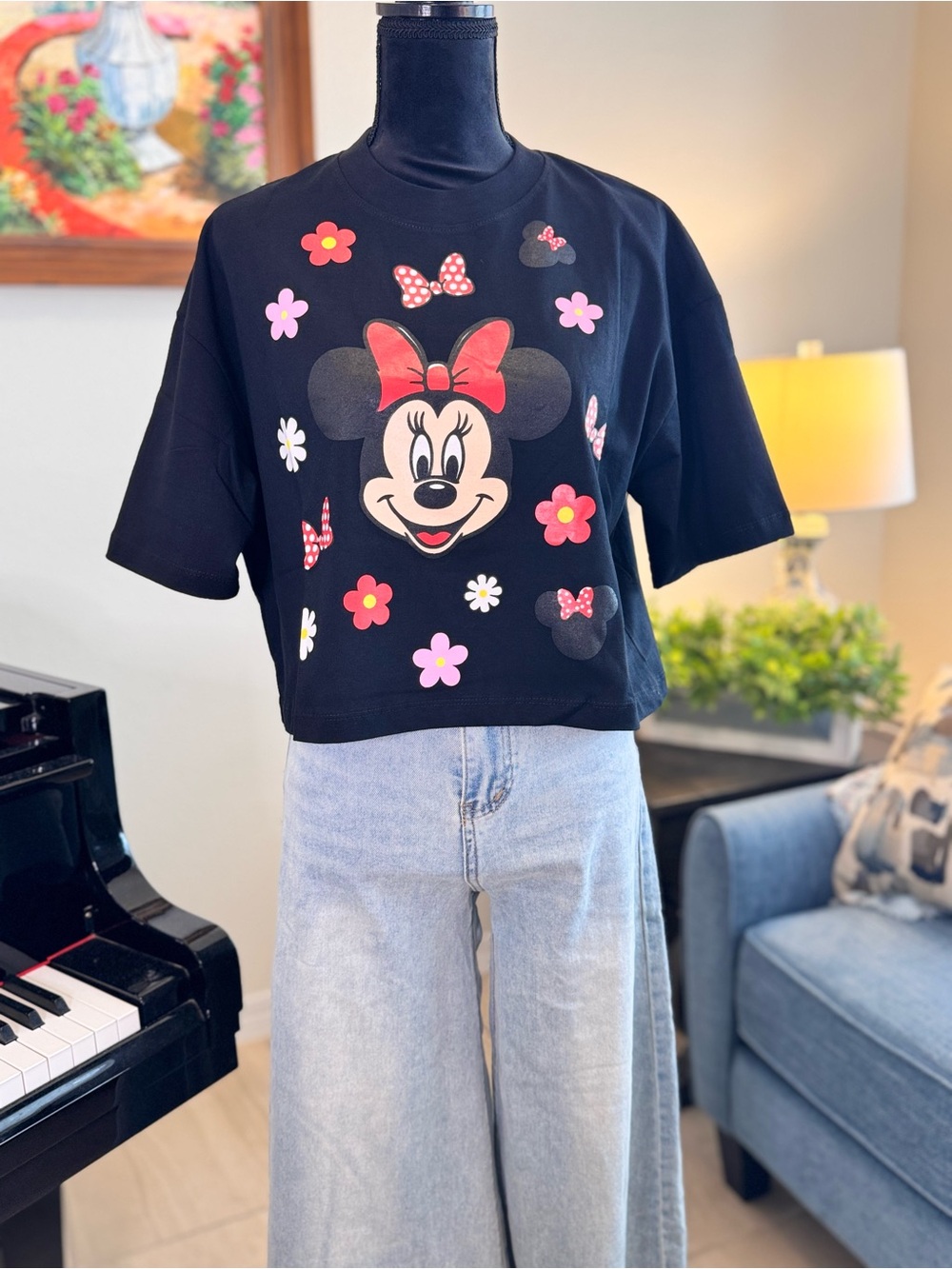 Black Minnie Mouse Graphic Crop Tee